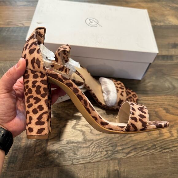 The Drop Rebecca Leopard Print Block Heel Sandals Women’s Size 9 New w/ Box - Picture 3 of 7